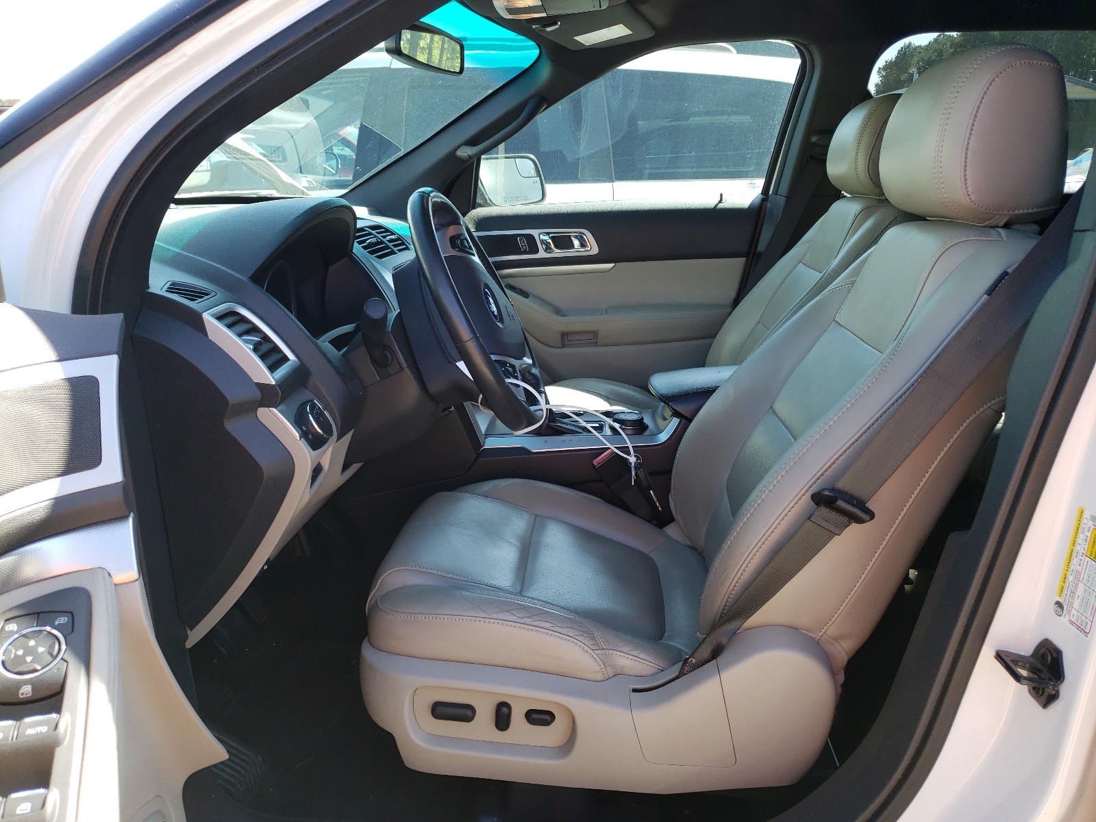 1FMHK8D88CGA19060 2012 Ford Explorer Xlt