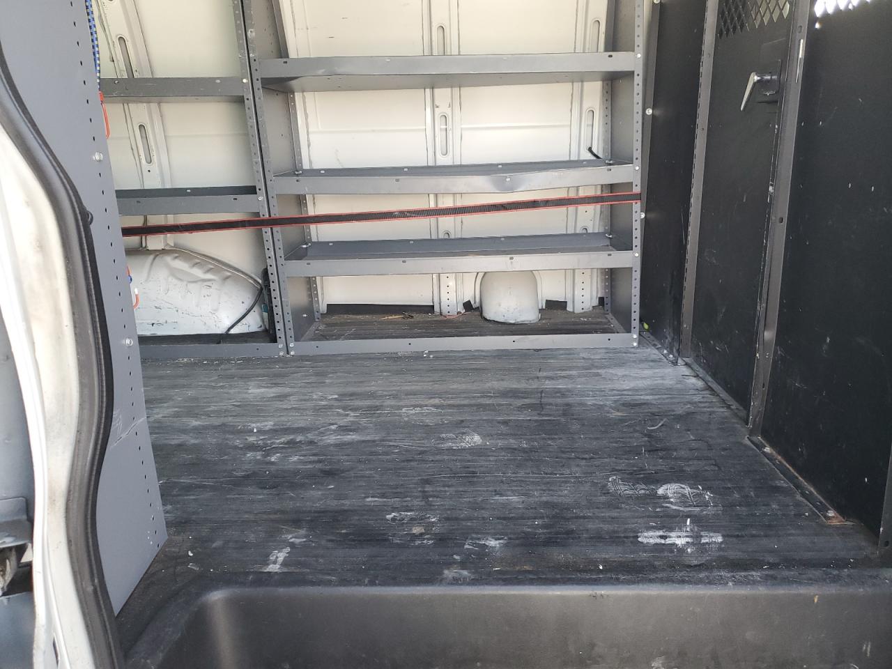 2011 Chevrolet Express G2500 VIN: 1GCWGFFA3B1118095 Lot: 49856084