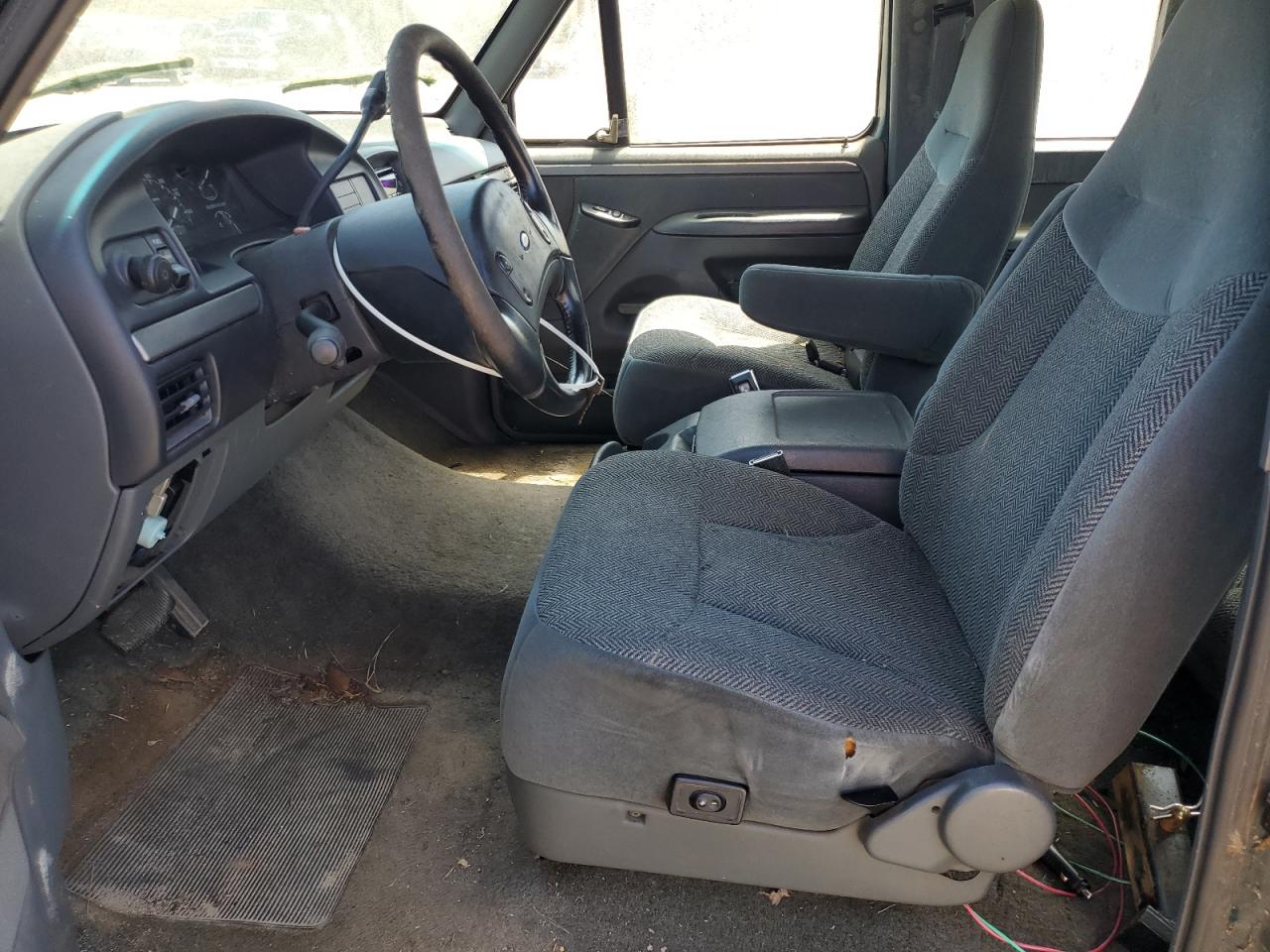 1993 Ford F150 VIN: 1FTEX15N8PKB44342 Lot: 49757904