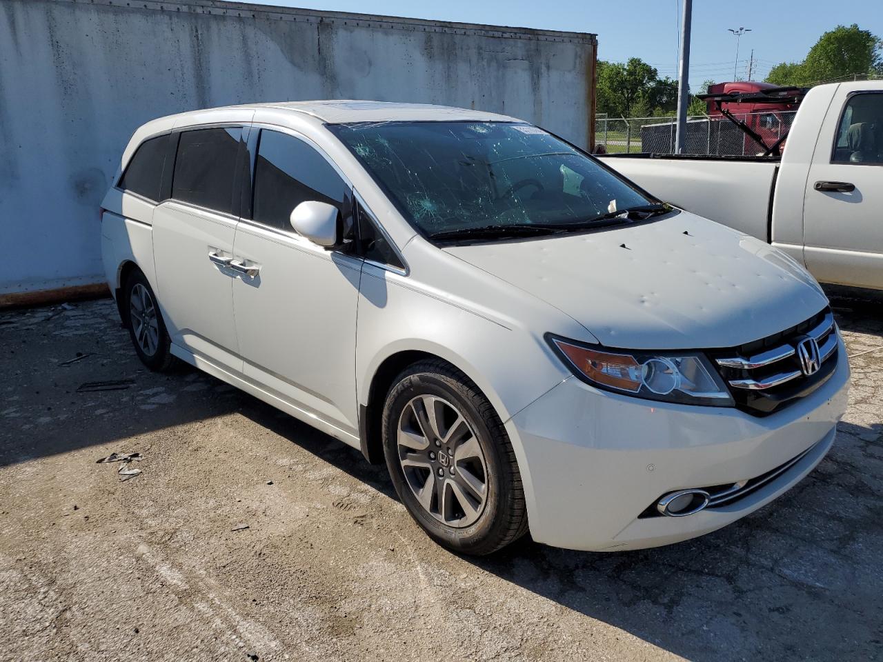 2017 Honda Odyssey Touring VIN: 5FNRL5H96HB015940 Lot: 53110764