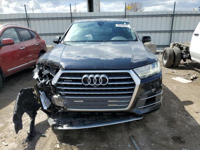  AUDI Q7 2017 Чорний