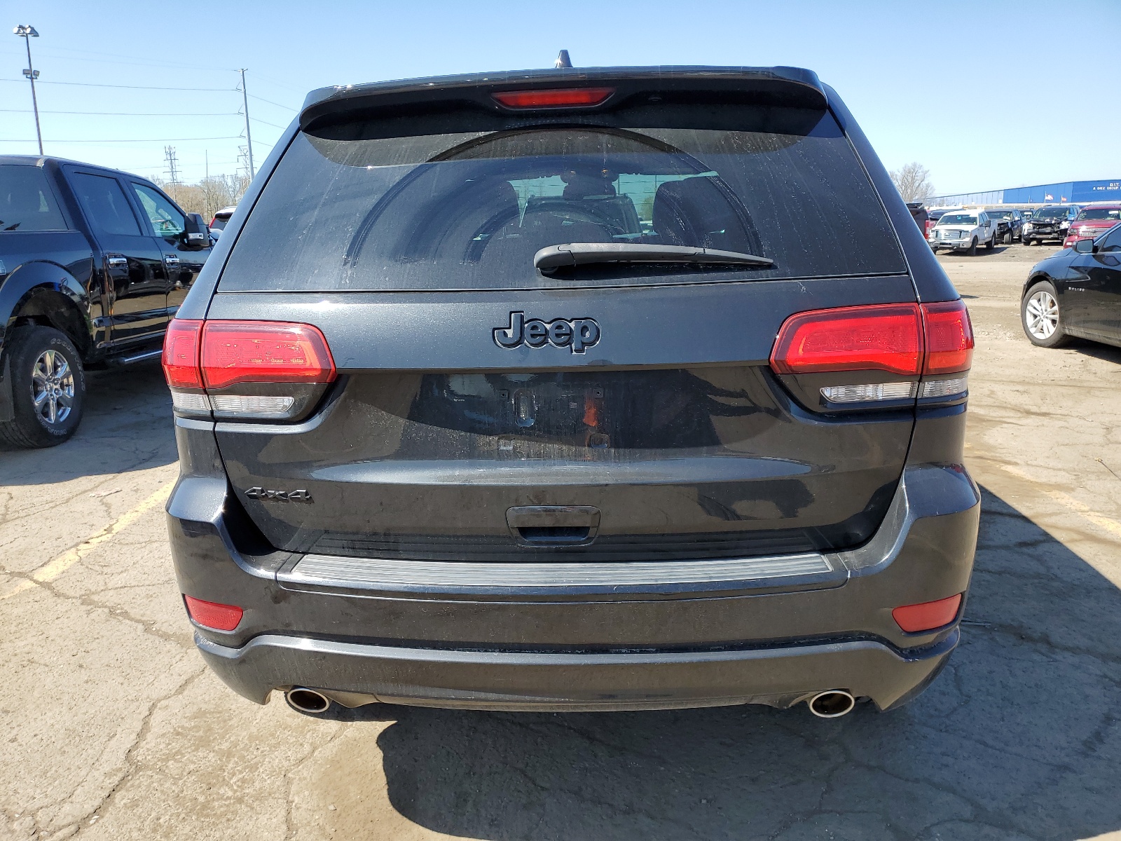 1C4RJFAG3FC112382 2015 Jeep Grand Cherokee Laredo