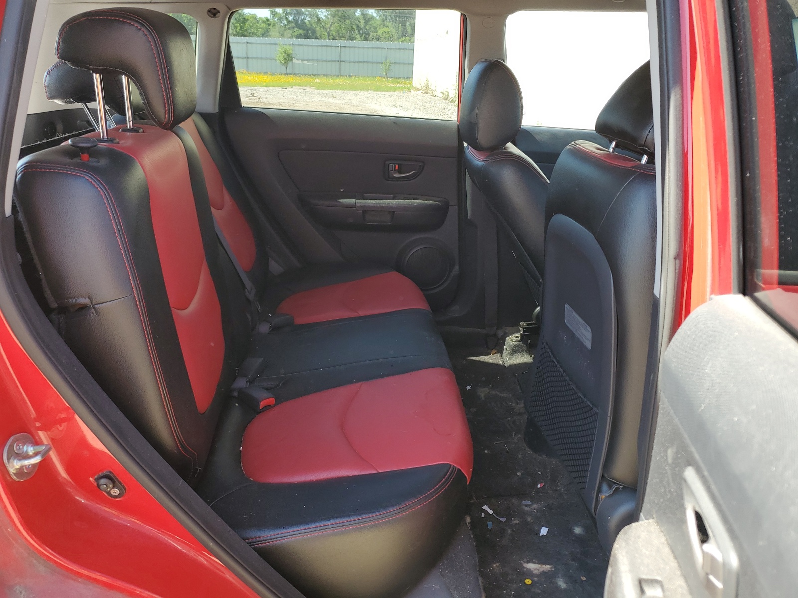 KNDJT2A25A7102894 2010 Kia Soul +