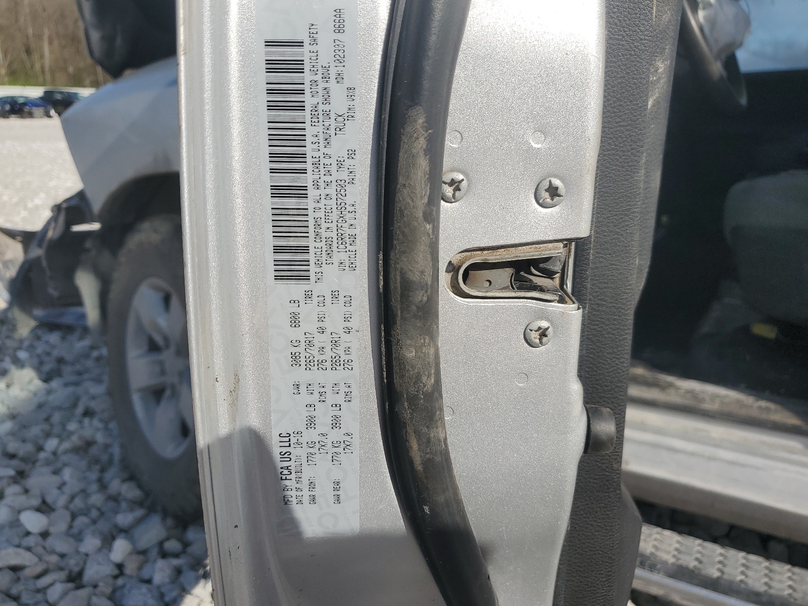 1C6RR7FGXHS572503 2017 Ram 1500 St