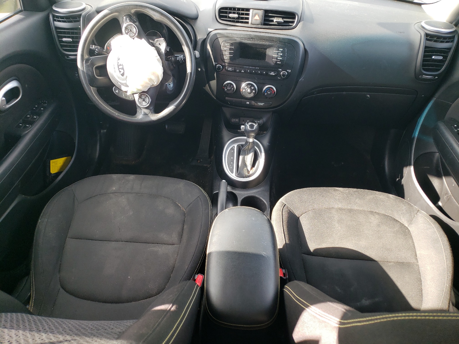 KNDJP3A5XF7789365 2015 Kia Soul +