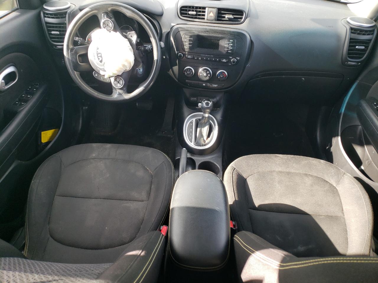 2015 Kia Soul + VIN: KNDJP3A5XF7789365 Lot: 49391324