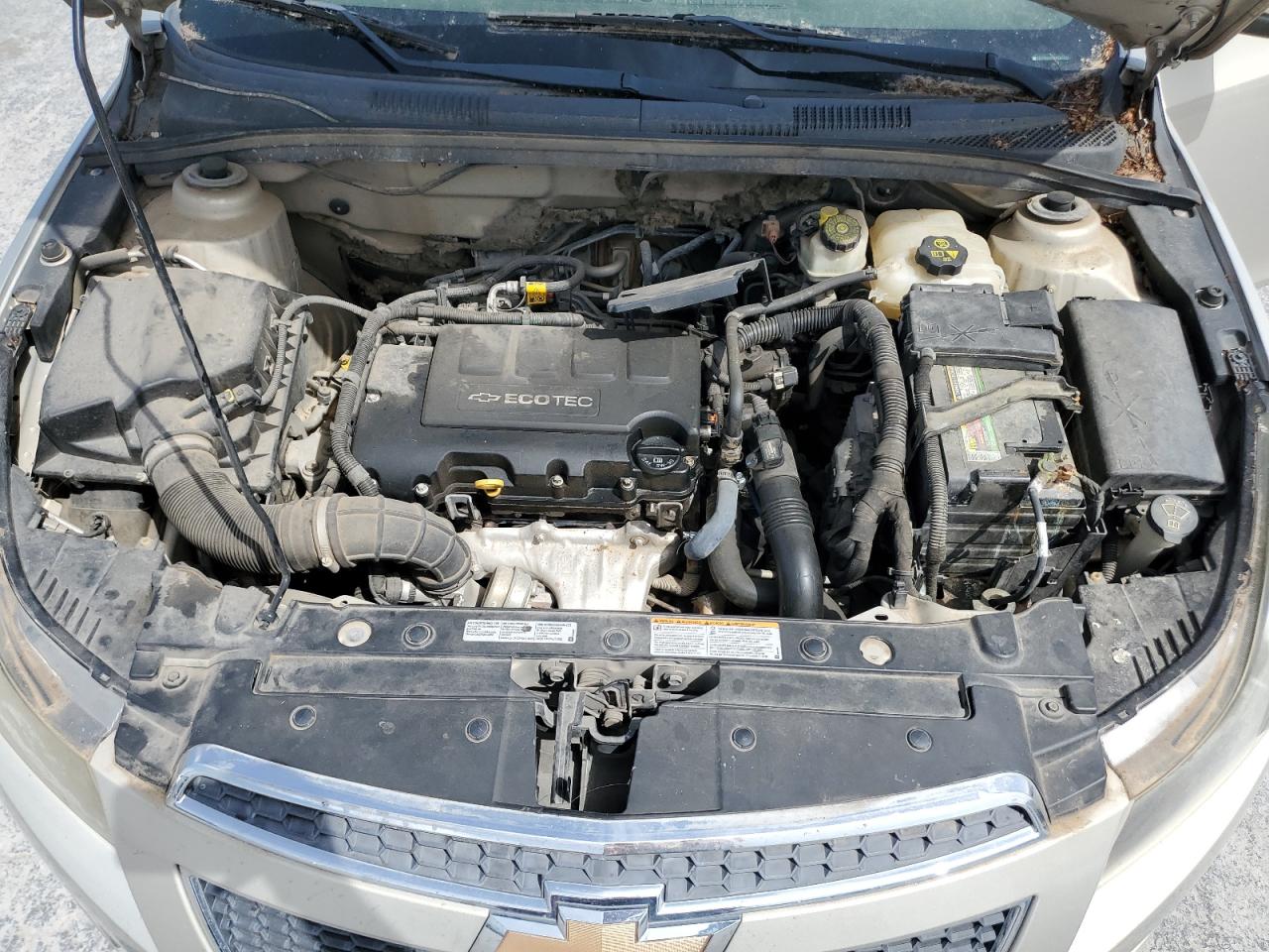 2011 Chevrolet Cruze - Image 11