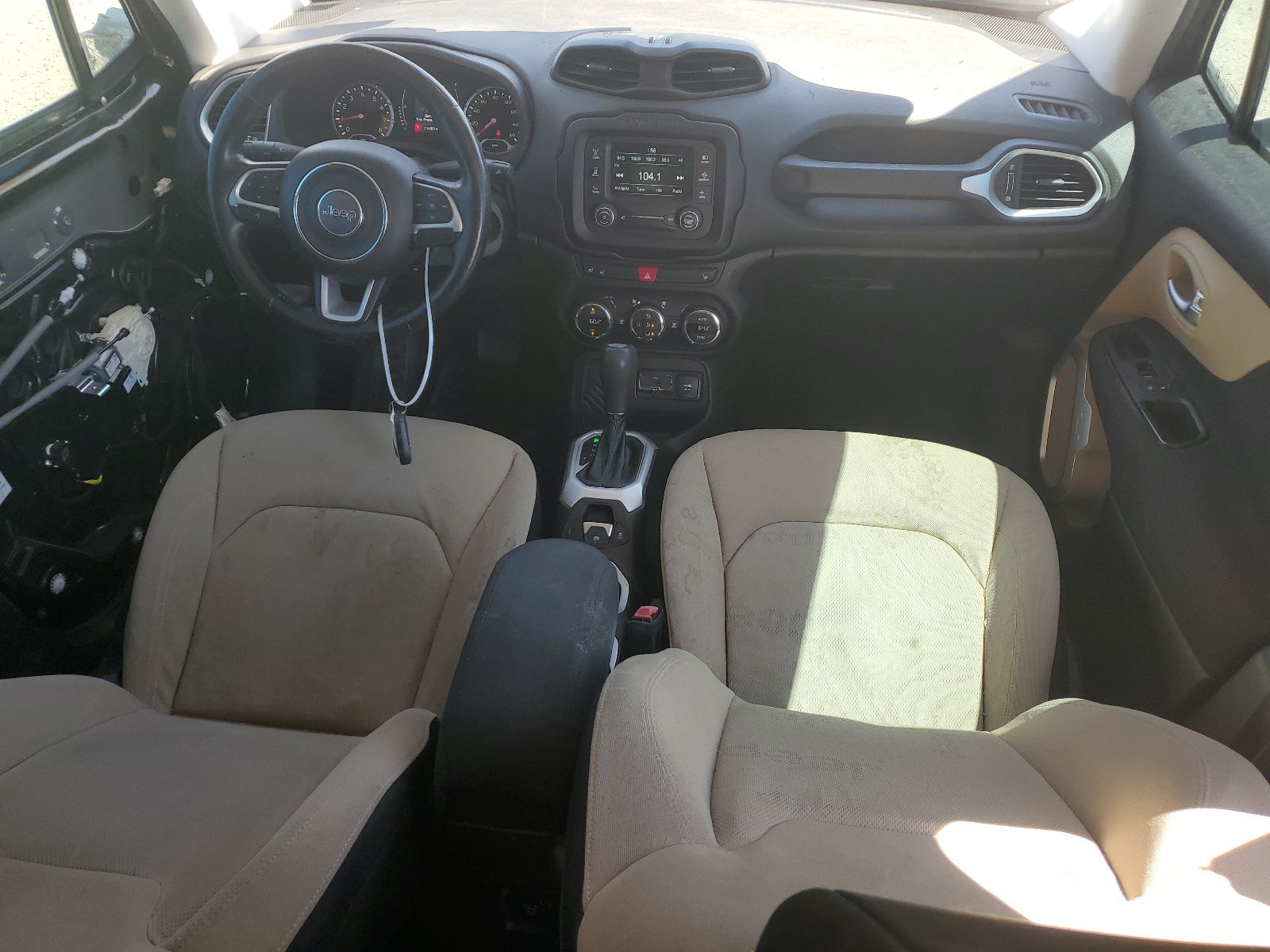 ZACCJABT5FPB97192 2015 Jeep Renegade Latitude