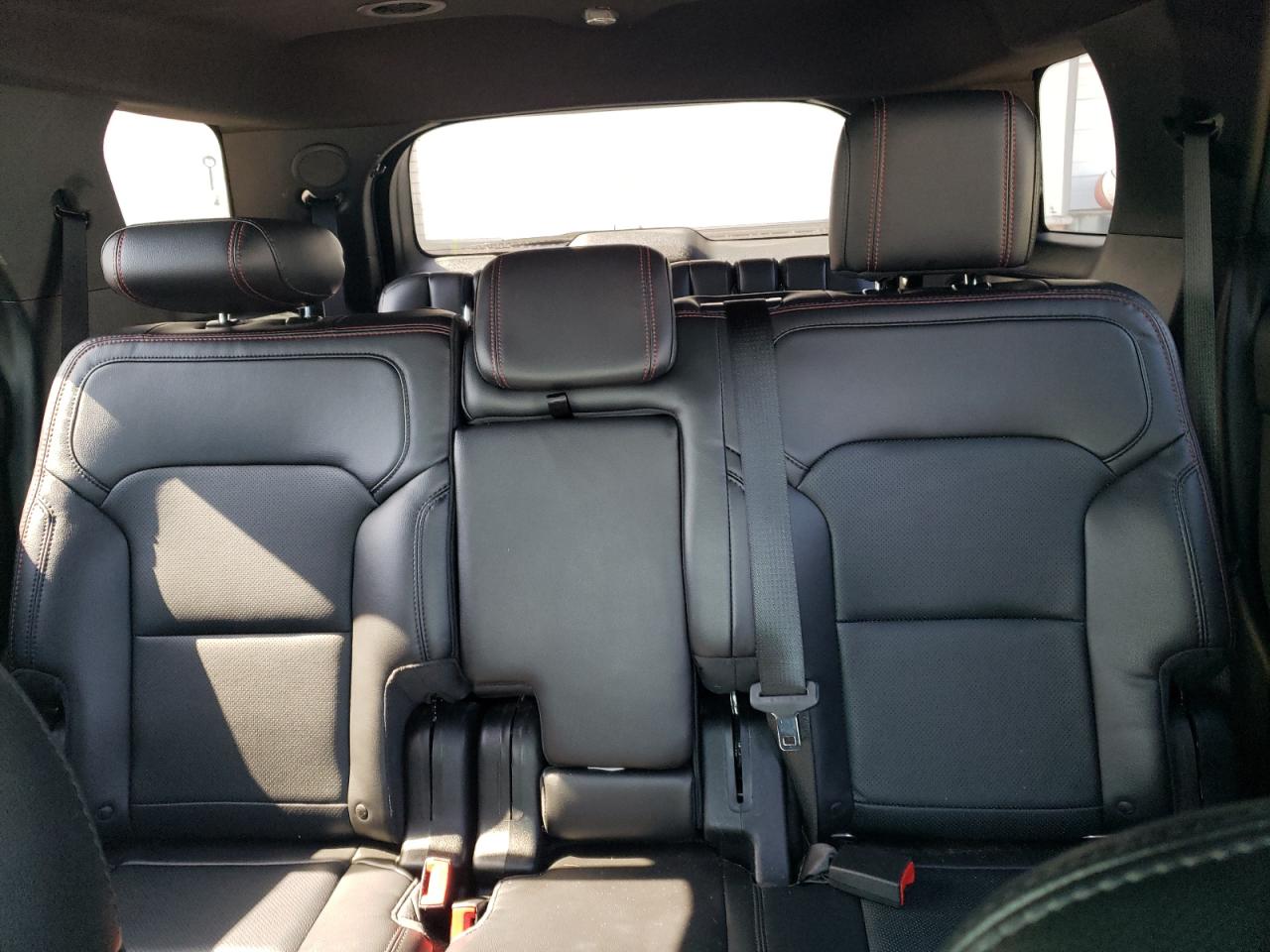 2018 Ford Explorer - Image 10