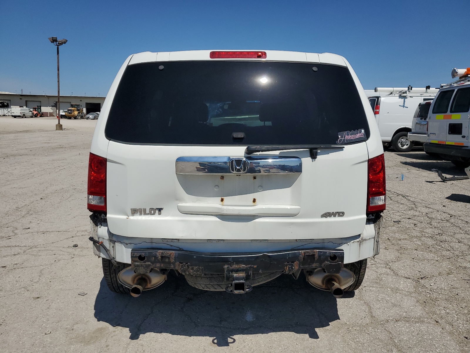 5FNYF4H2XFB050249 2015 Honda Pilot Lx