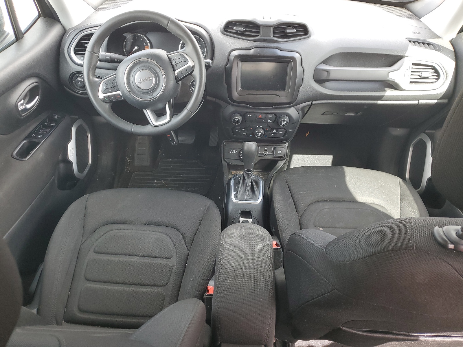 ZACNJDBB6MPM12073 2021 Jeep Renegade Latitude