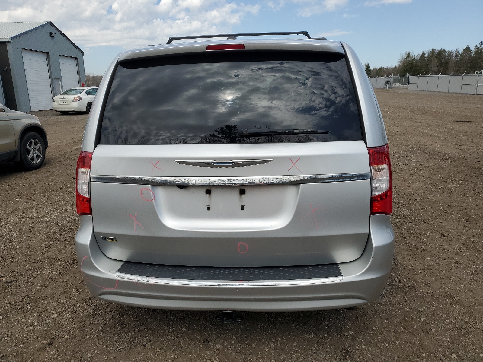 2A4RR5DG3BR754238 2011 Chrysler Town & Country Touring