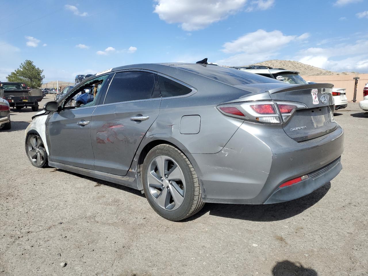 2017 Hyundai Sonata - Image 2