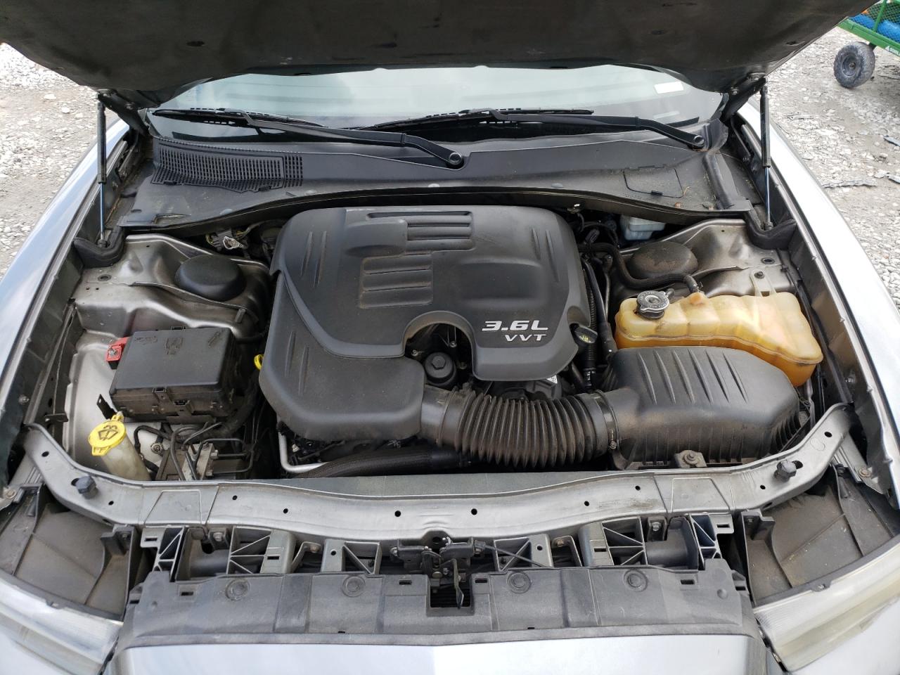 2011 Dodge Charger - Image 11