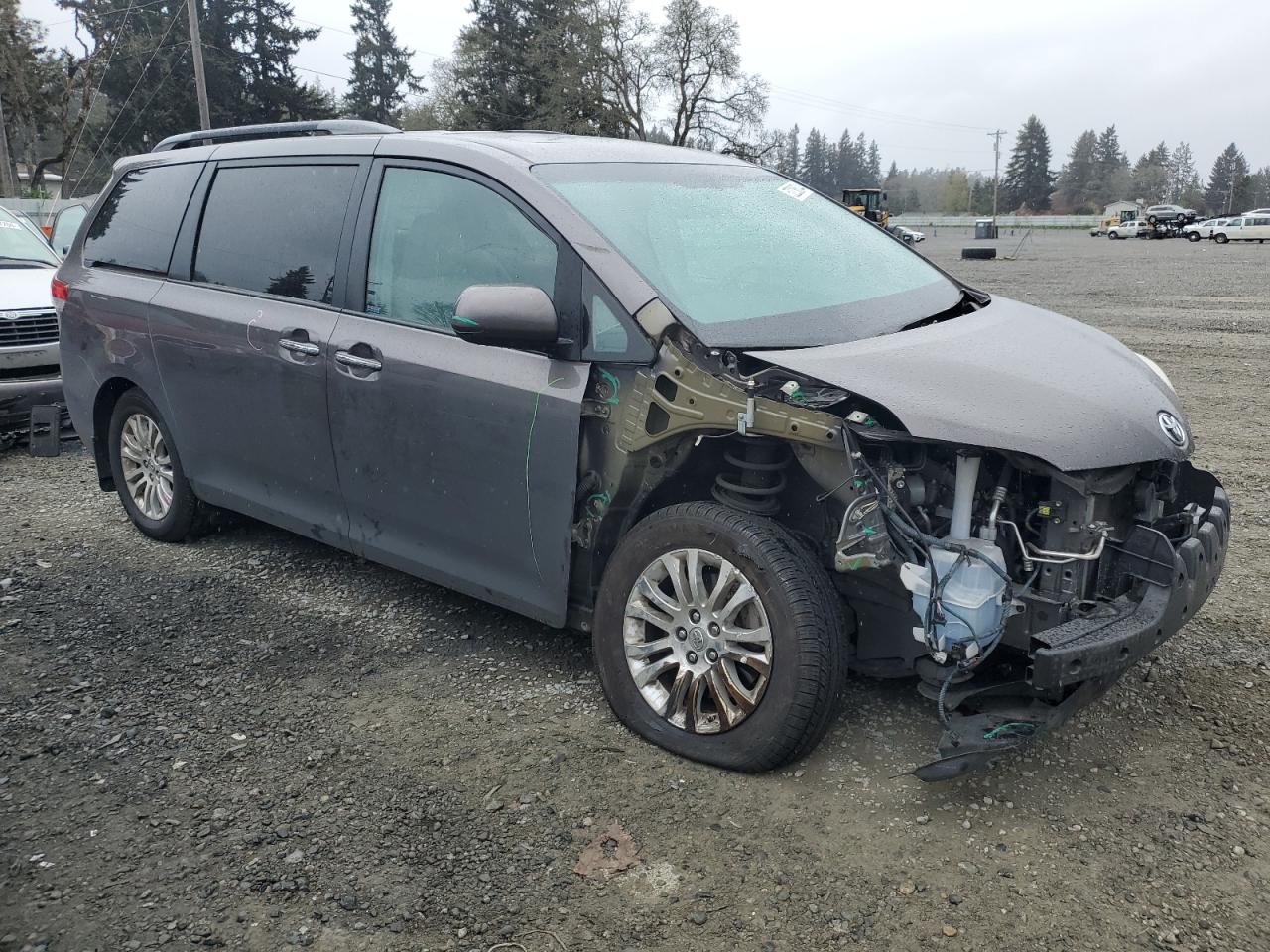 2012 Toyota Sienna Xle VIN: 5TDYK3DC8CS239784 Lot: 52238044