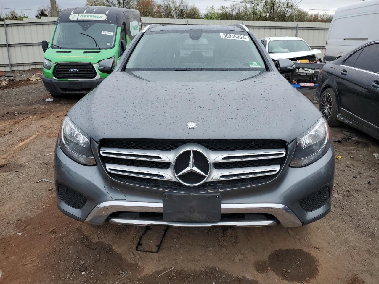 WDC0G4KB9HF198632 2017 Mercedes-Benz Glc 300 4Matic