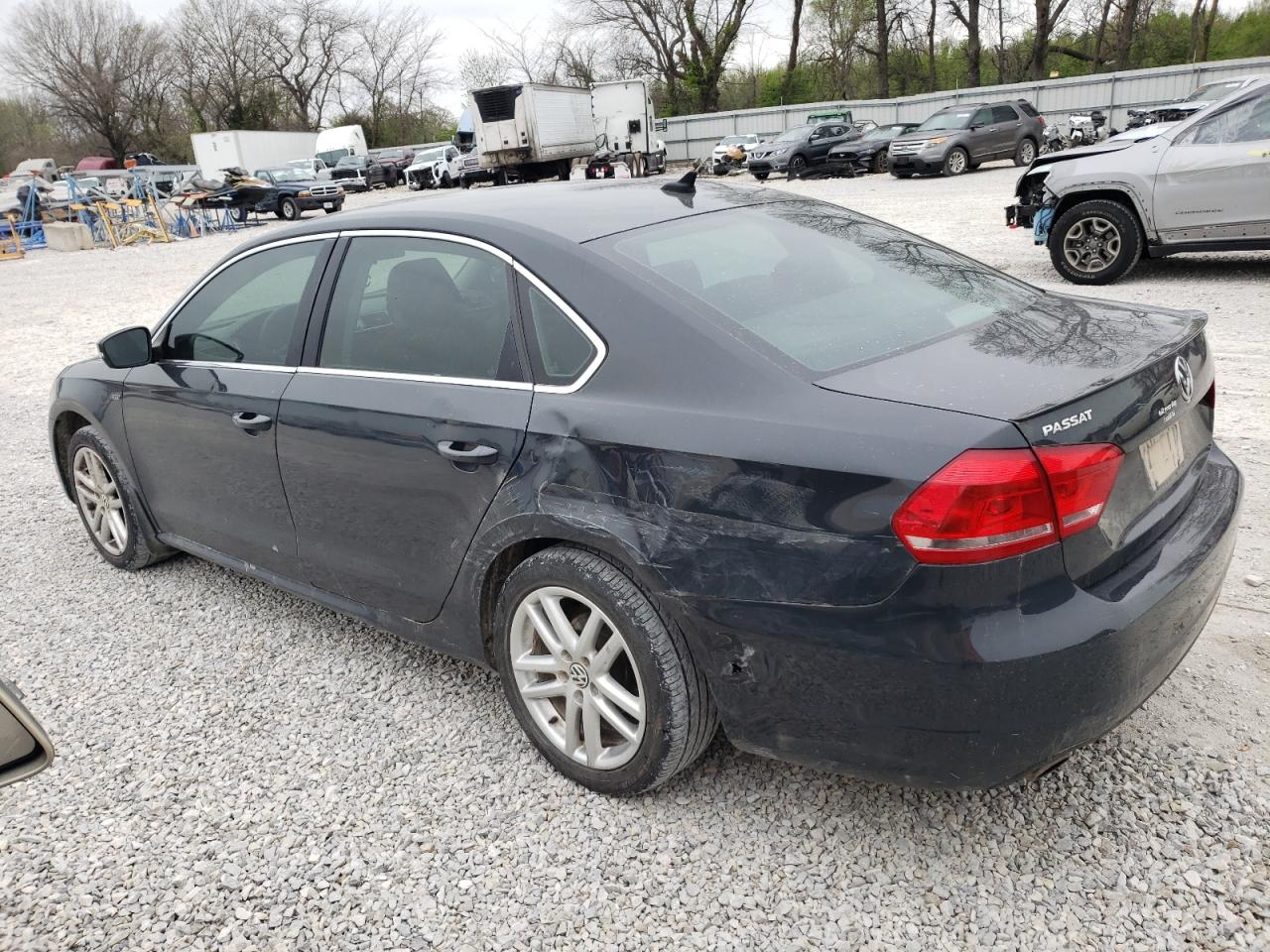 1VWBT7A35FC043853 2015 VOLKSWAGEN PASSAT - Image 2