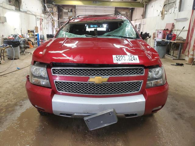  CHEVROLET SUBURBAN 2014 Бордовый