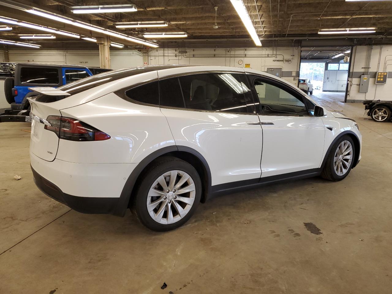 2016 Tesla Model X VIN: 5YJXCBE24GF027807 Lot: 50504814