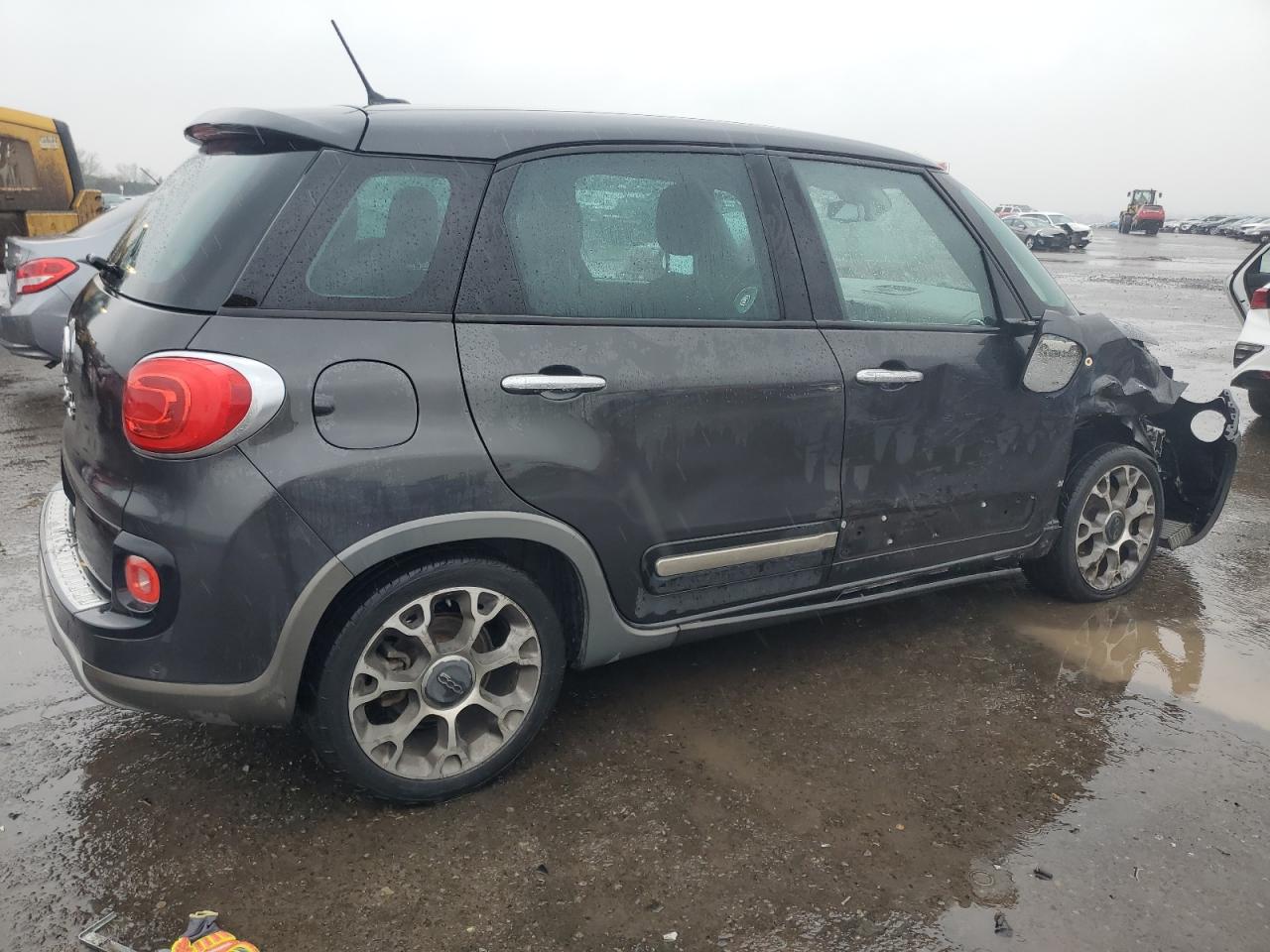 2014 Fiat 500L Trekking VIN: ZFBCFADH4EZ009517 Lot: 48670504
