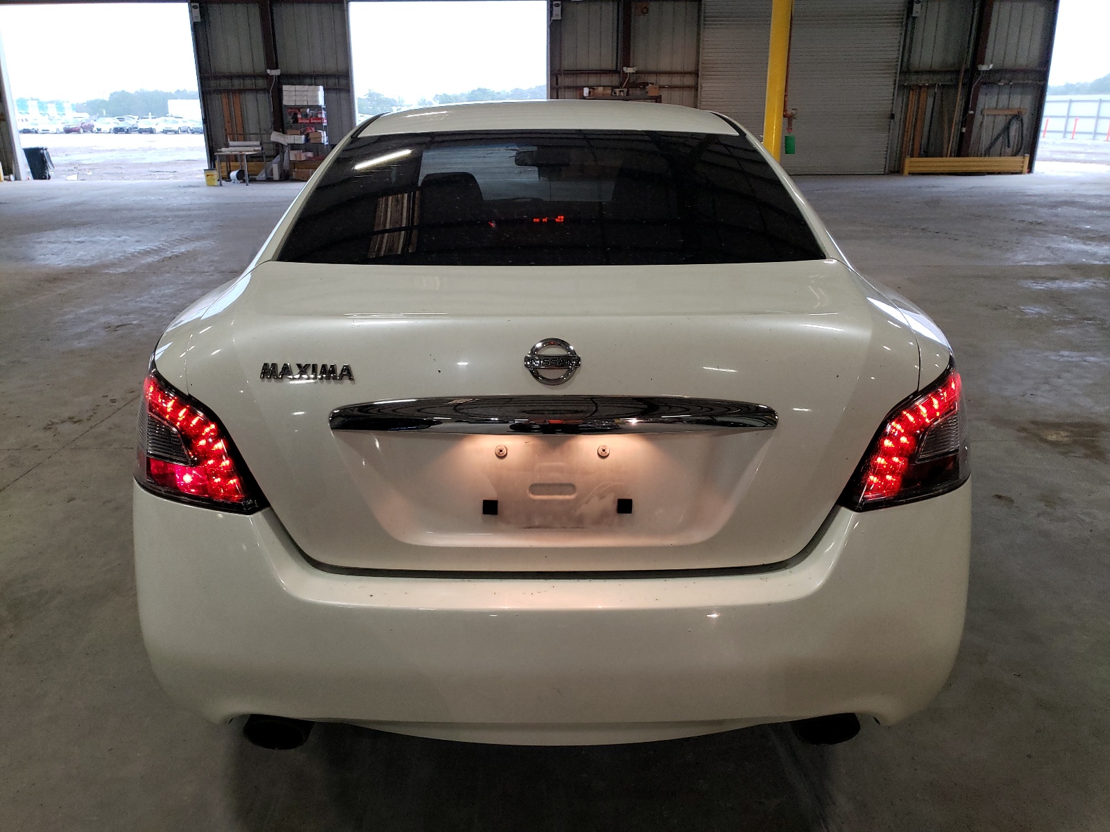 1N4AA5AP6EC498162 2014 Nissan Maxima S