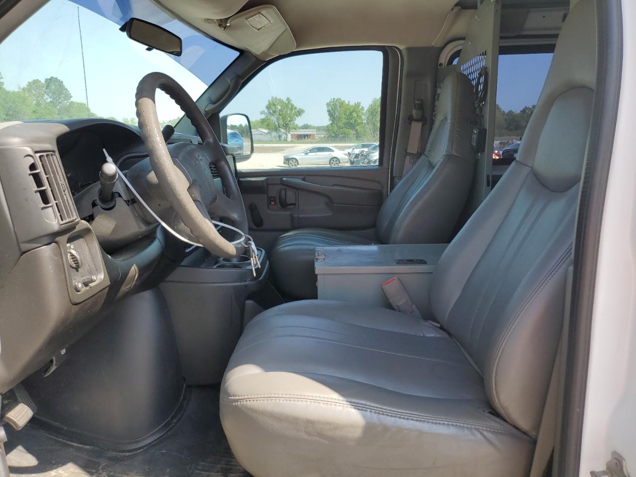 2005 GMC Savana G2500 VIN: 1GTGG25V151218282 Lot: 50458954