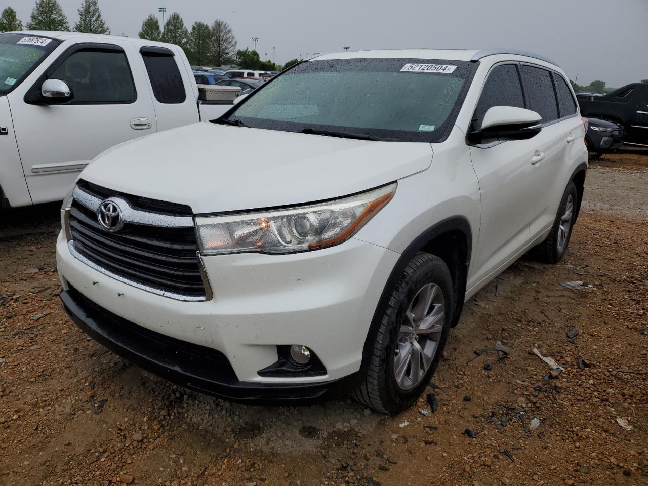 2015 Toyota Highlander Xle VIN: 5TDJKRFH4FS221512 Lot: 52120504