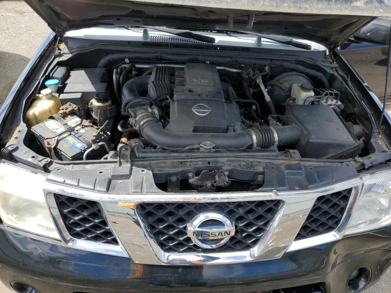 5N1AR18W95C774550 2005 Nissan Pathfinder Le