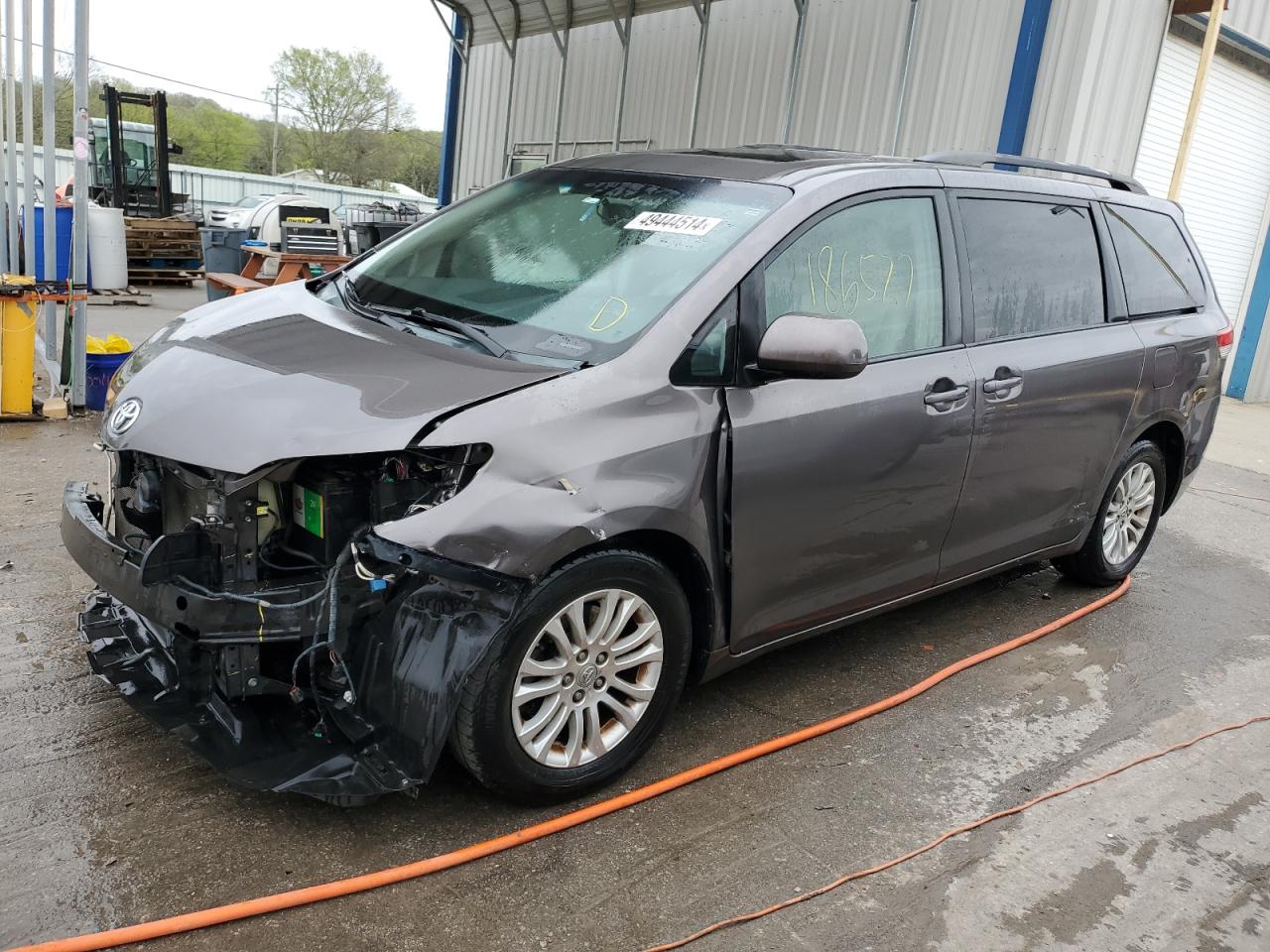 2013 Toyota Sienna Xle VIN: 5TDYK3DCXDS326264 Lot: 49444514