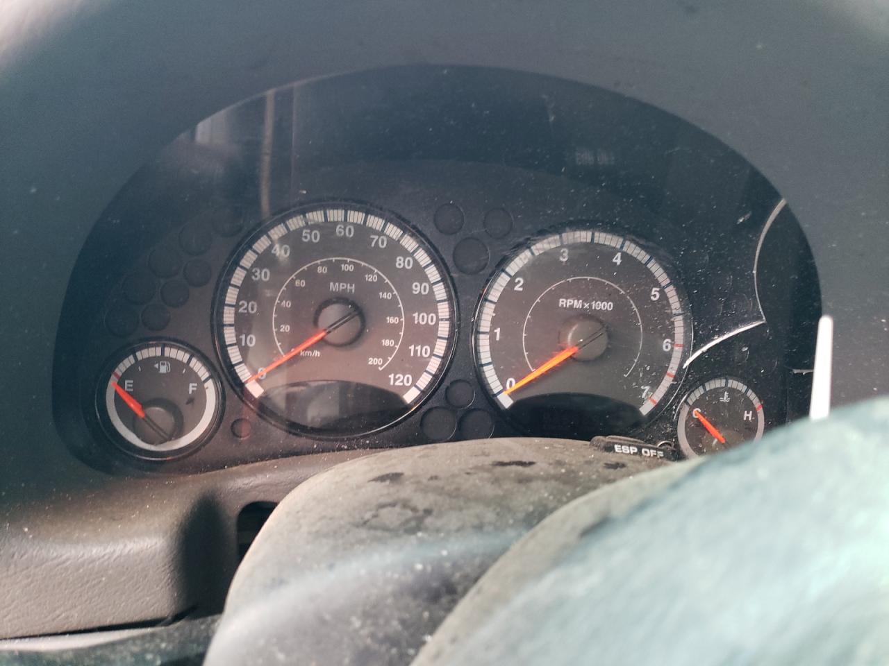 2006 Jeep Liberty (North America) - Image 9