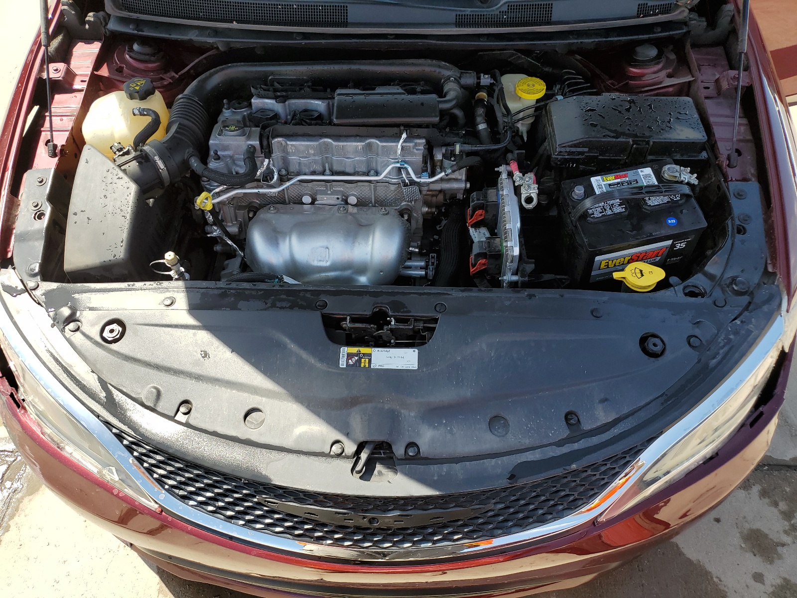 1C3CCCFB8FN560685 2015 Chrysler 200 Lx