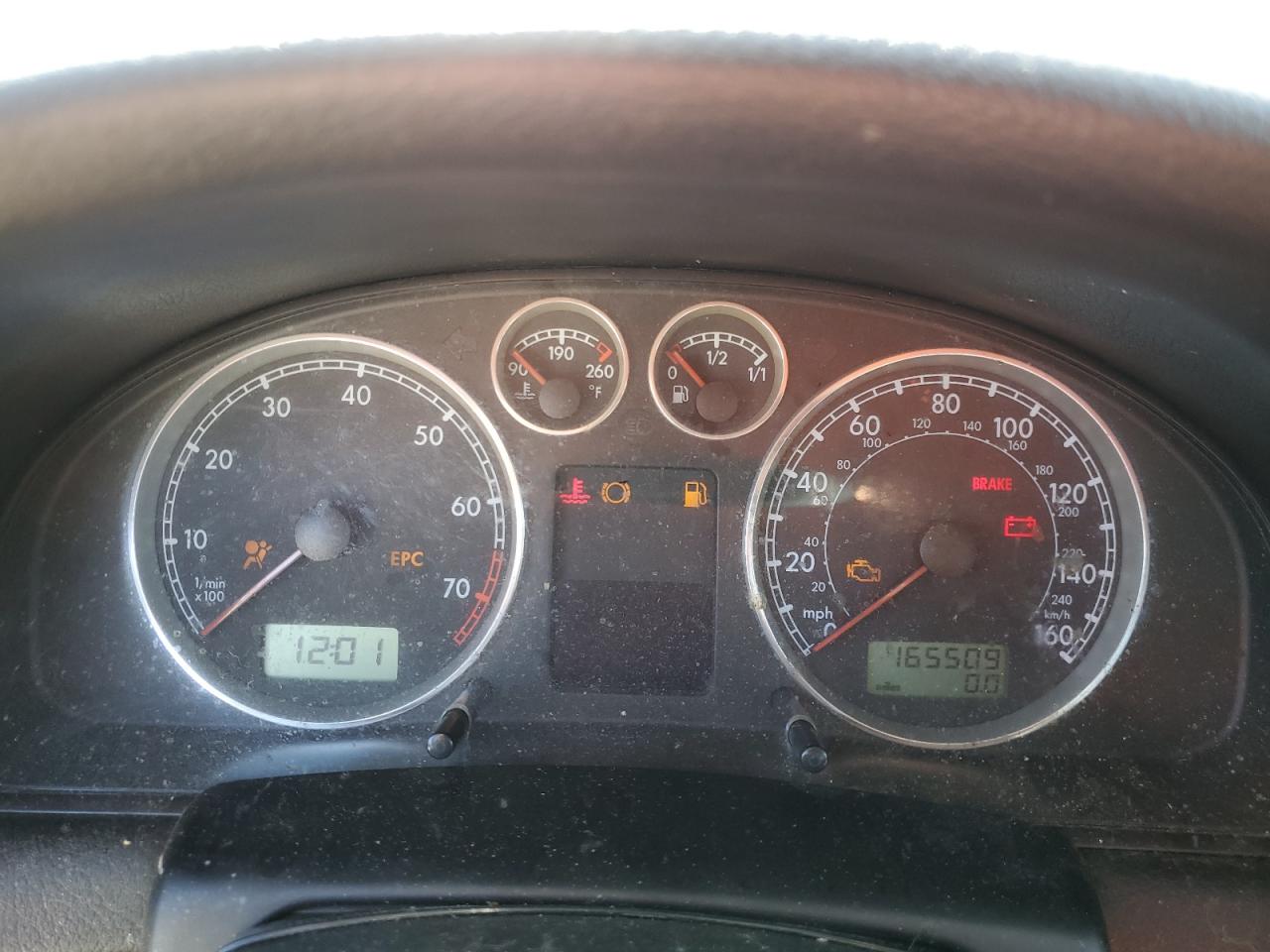 2003 Volkswagen Passat Glx 4Motion VIN: WVWTH63B03P045084 Lot: 48292594