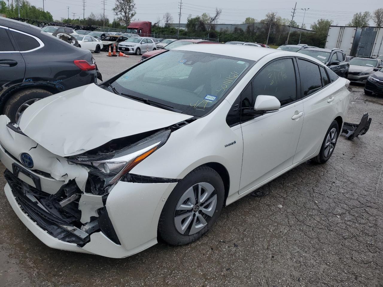 JTDKARFU5J3065446 2018 Toyota Prius