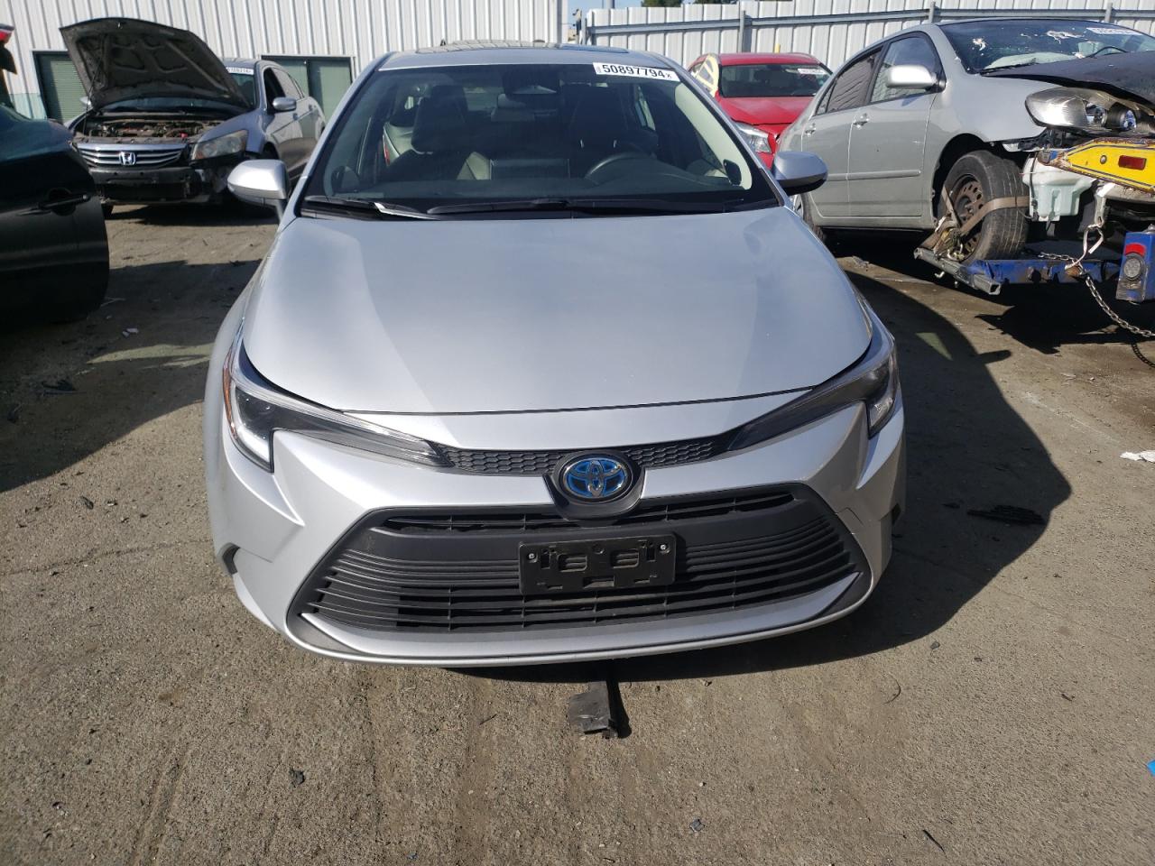 2023 Toyota Corolla Le VIN: JTDBCMFE5P3008890 Lot: 50897794