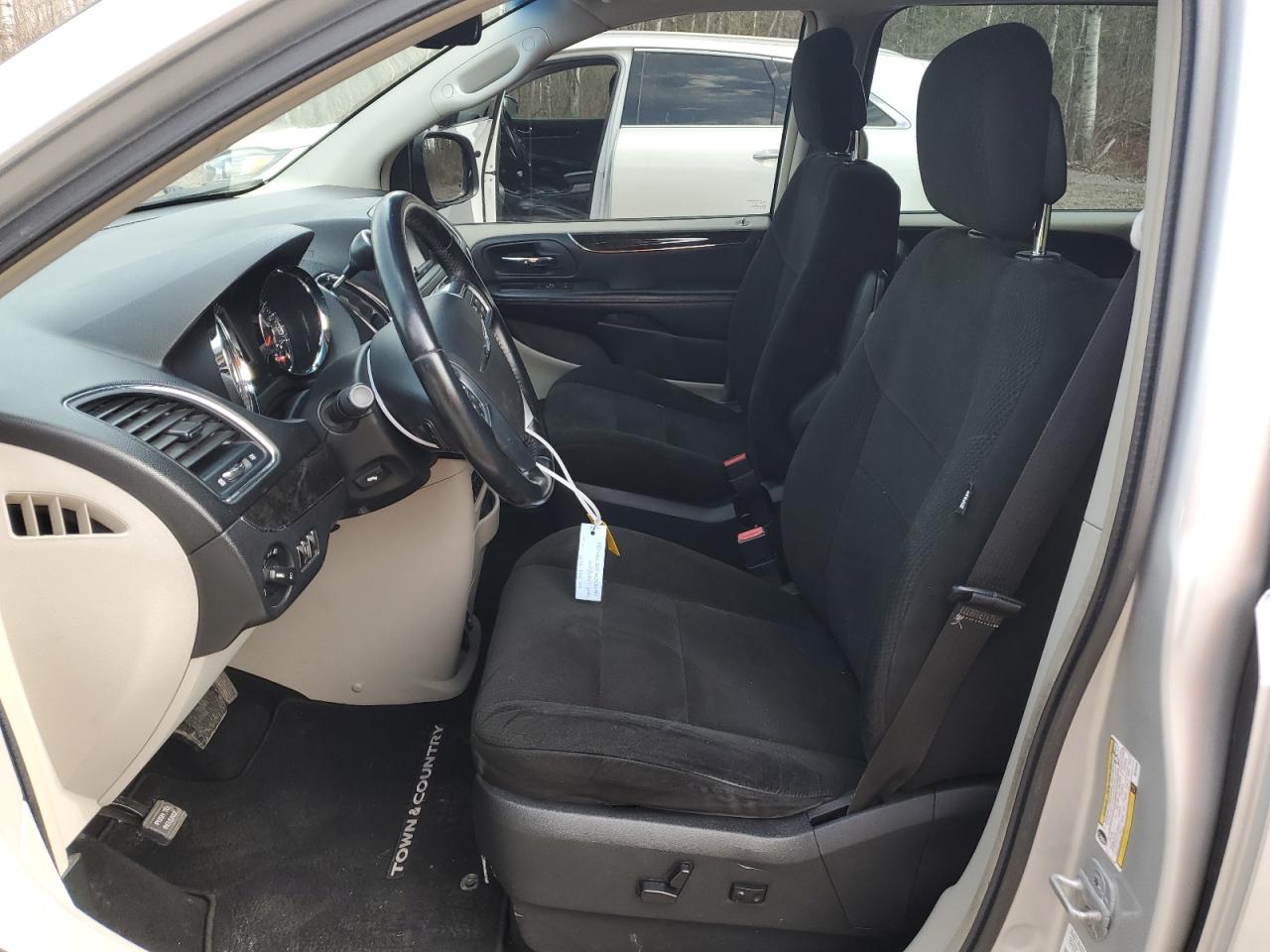 2011 Chrysler Town & Country Touring VIN: 2A4RR5DG3BR754238 Lot: 50465004