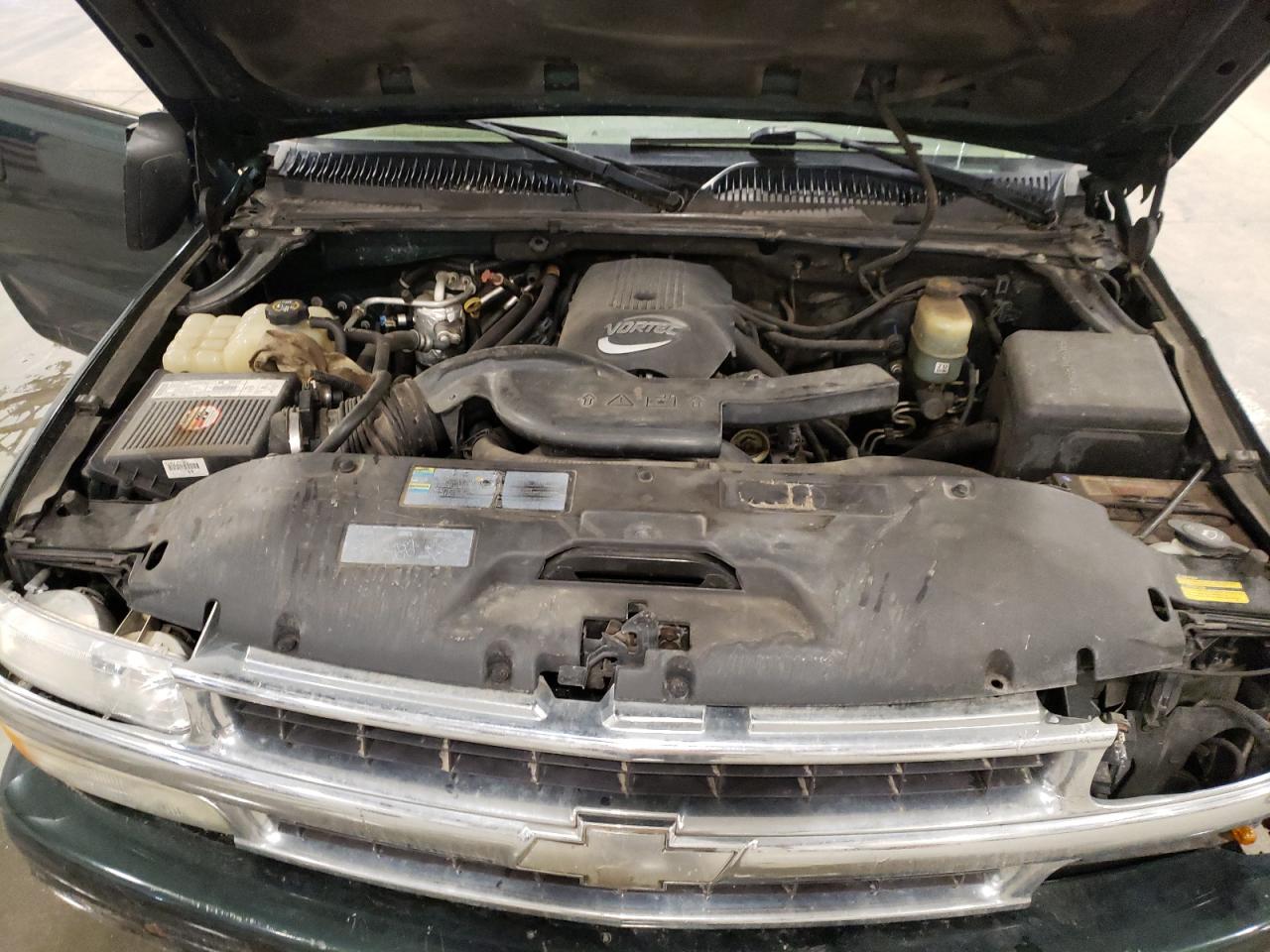 2002 Chevrolet Suburban K1500 VIN: 3GNFK16Z52G187175 Lot: 49988484