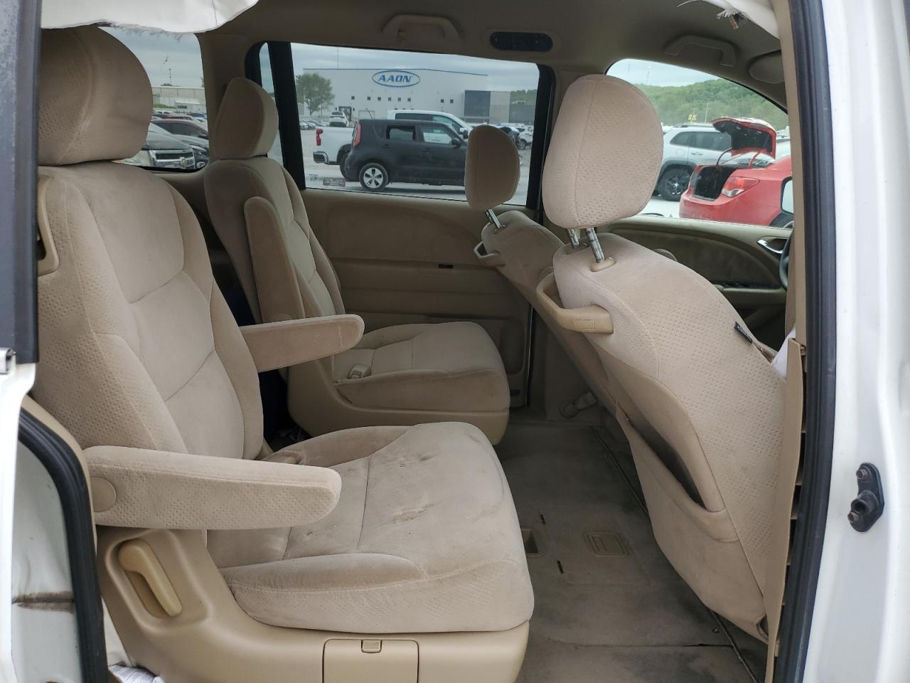 2007 Honda Odyssey Lx VIN: 5FNRL38227B117273 Lot: 51716764