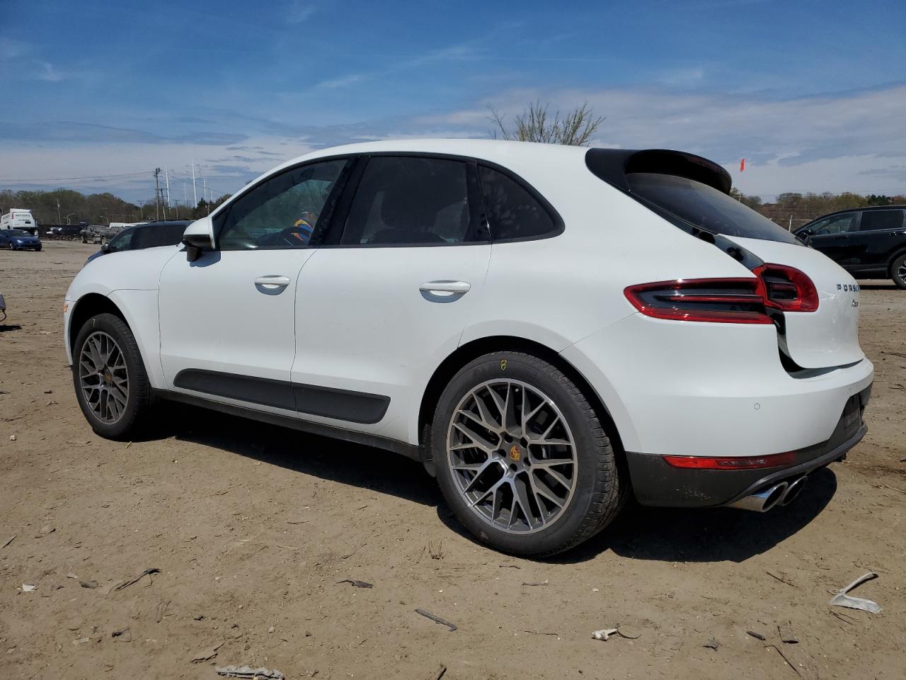 2018 Porsche Macan VIN: WP1AA2A53JLB15097 Lot: 50418714