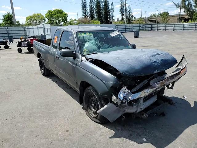 2000 Toyota Tacoma Xtracab VIN: 4TAVL52N2YZ585038 Lot: 63903714