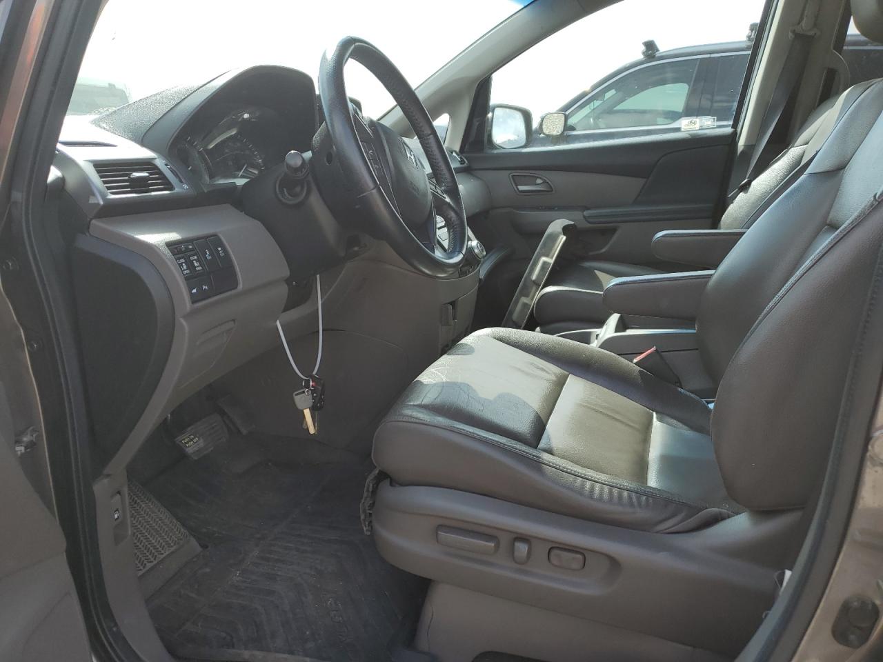 2011 Honda Odyssey Touring VIN: 5FNRL5H90BB064591 Lot: 49642554