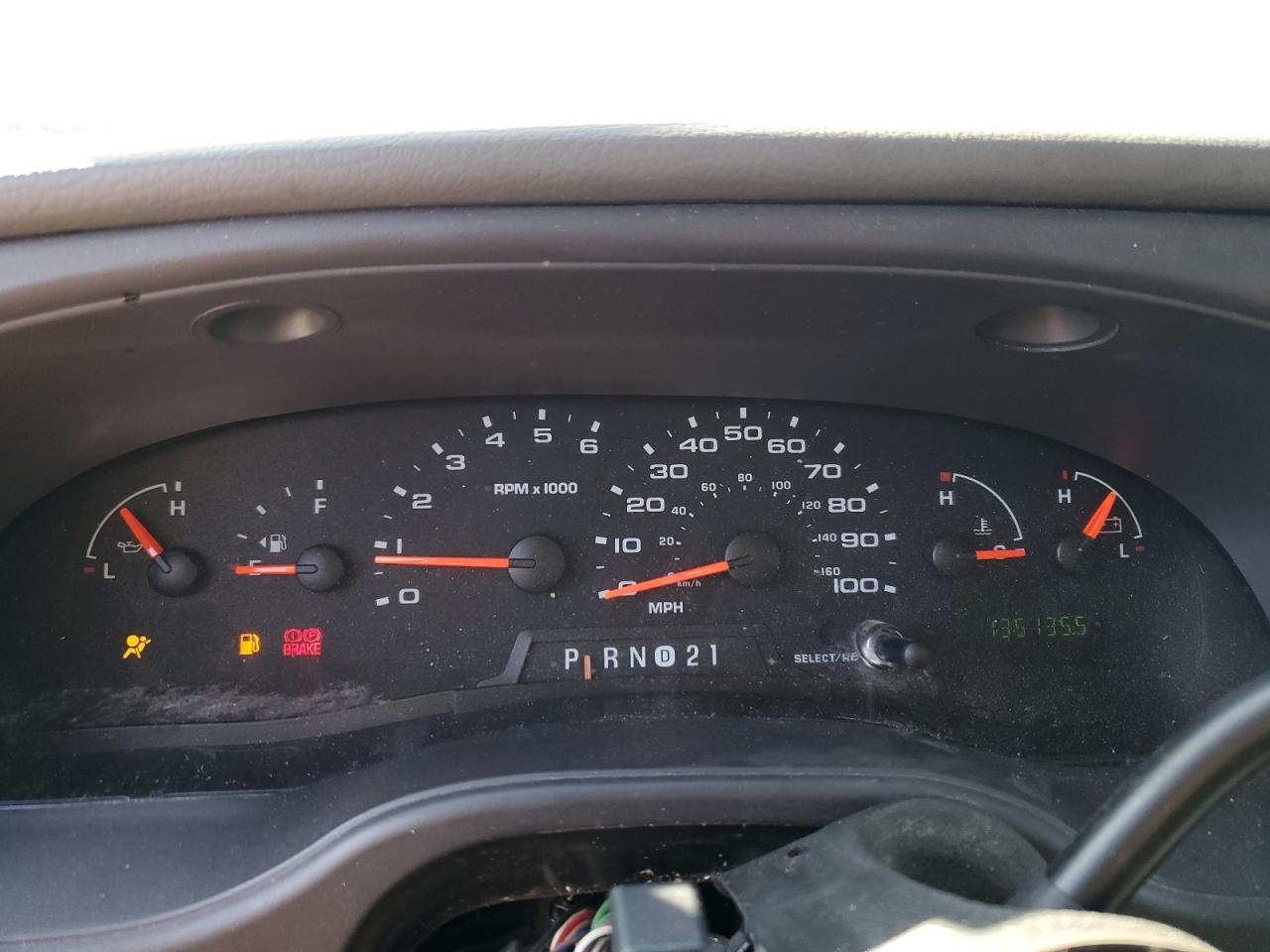 2005 Ford Econoline E350 Super Duty Wagon VIN: 1FBNE31L95HB18868 Lot: 65594244