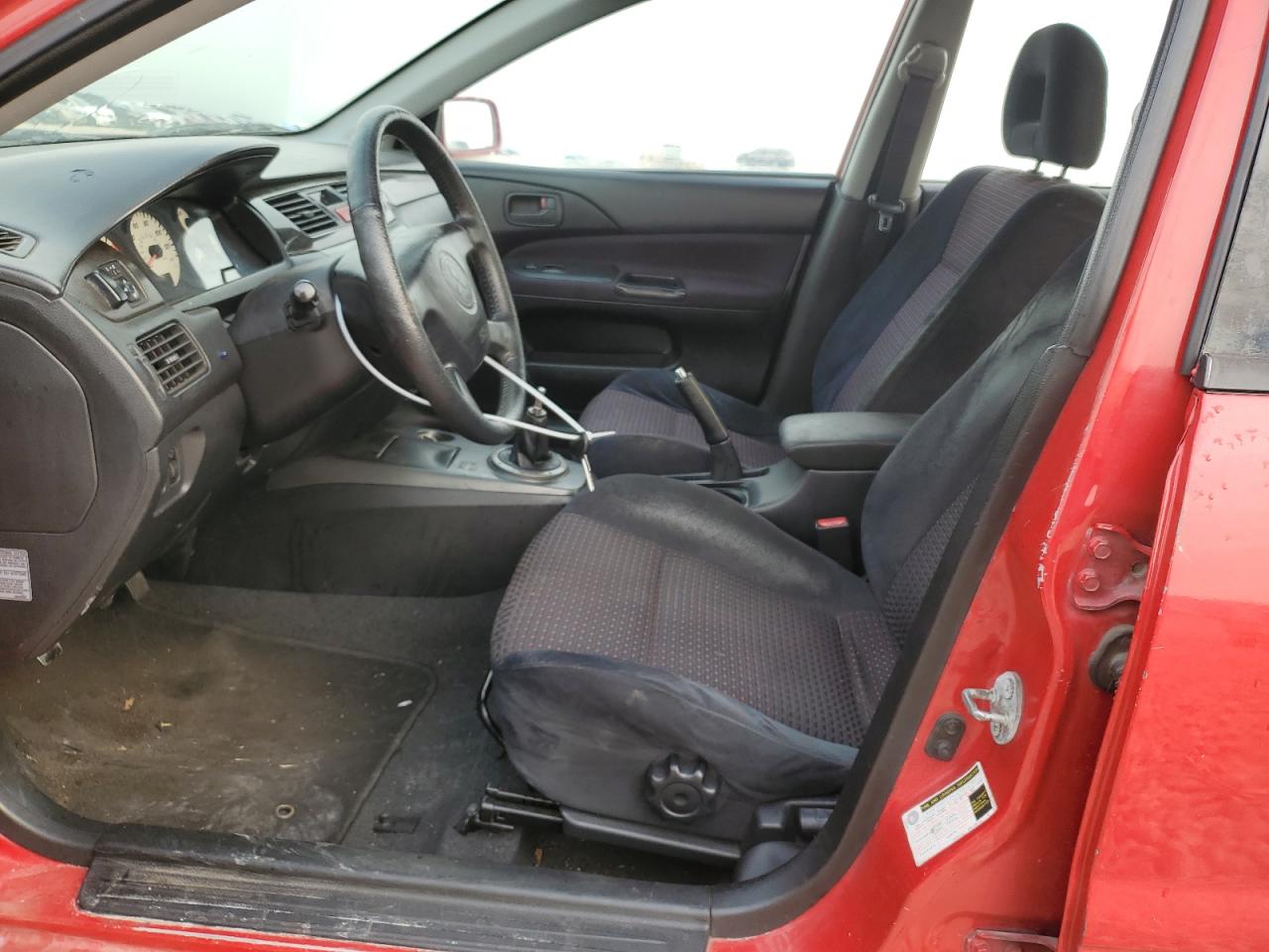 2004 Mitsubishi Lancer - Image 7
