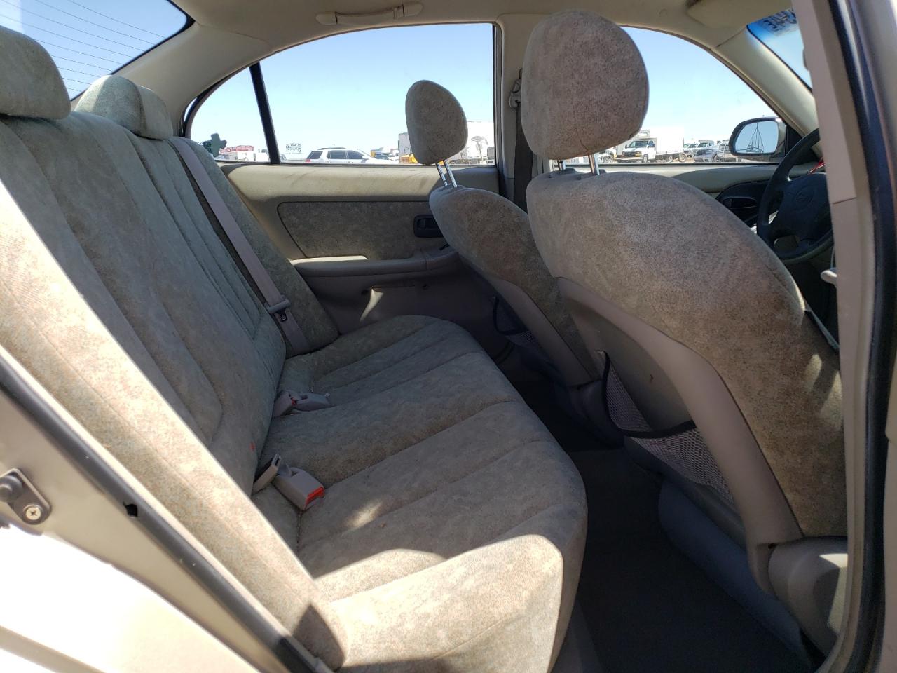 2001 Hyundai Elantra Gls VIN: KMHDN45D61U048940 Lot: 63707284