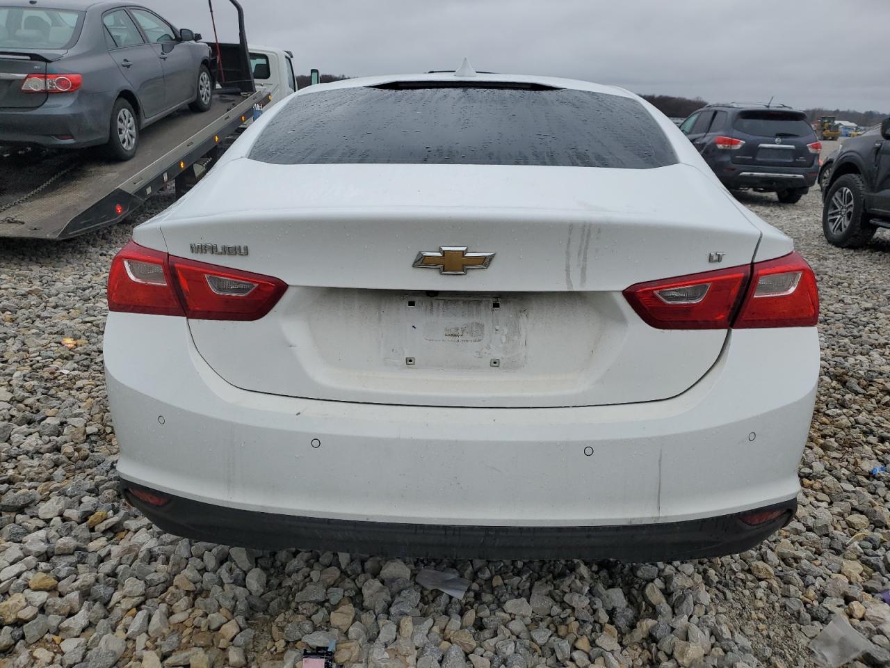 1G1ZD5ST0JF191071 2018 Chevrolet Malibu Lt