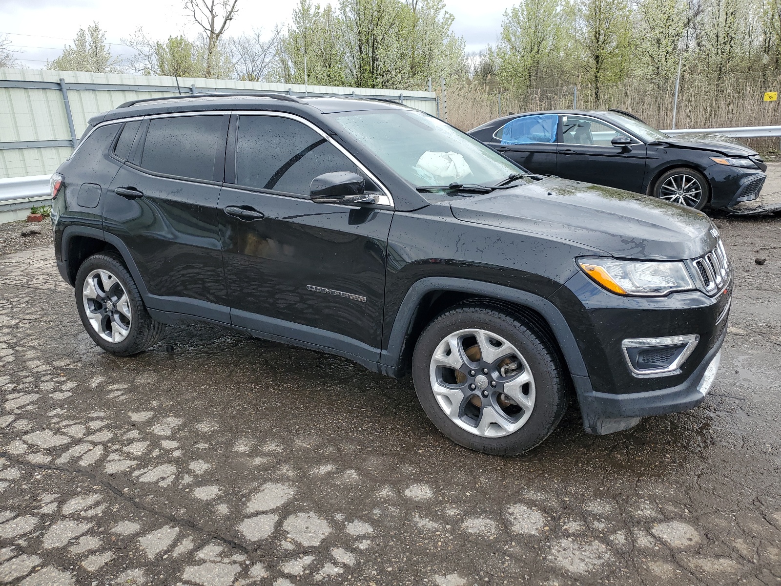 3C4NJDCB9KT639877 2019 Jeep Compass Limited