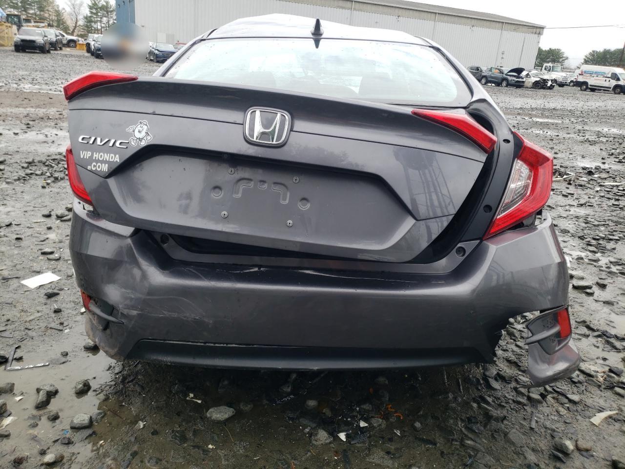 2HGFC2F79JH584463 2018 Honda Civic Ex