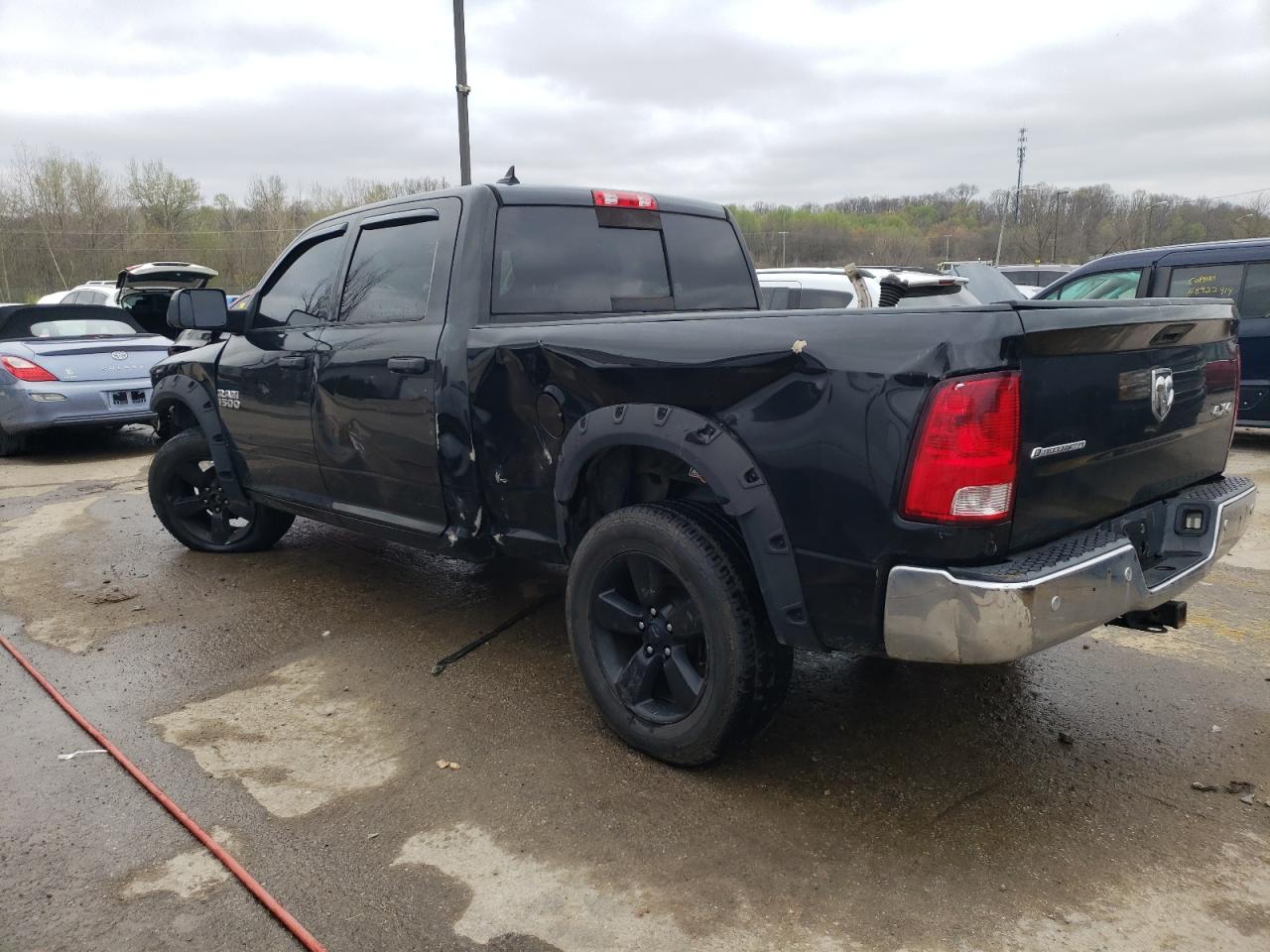 2016 RAM 1500 - Image 2