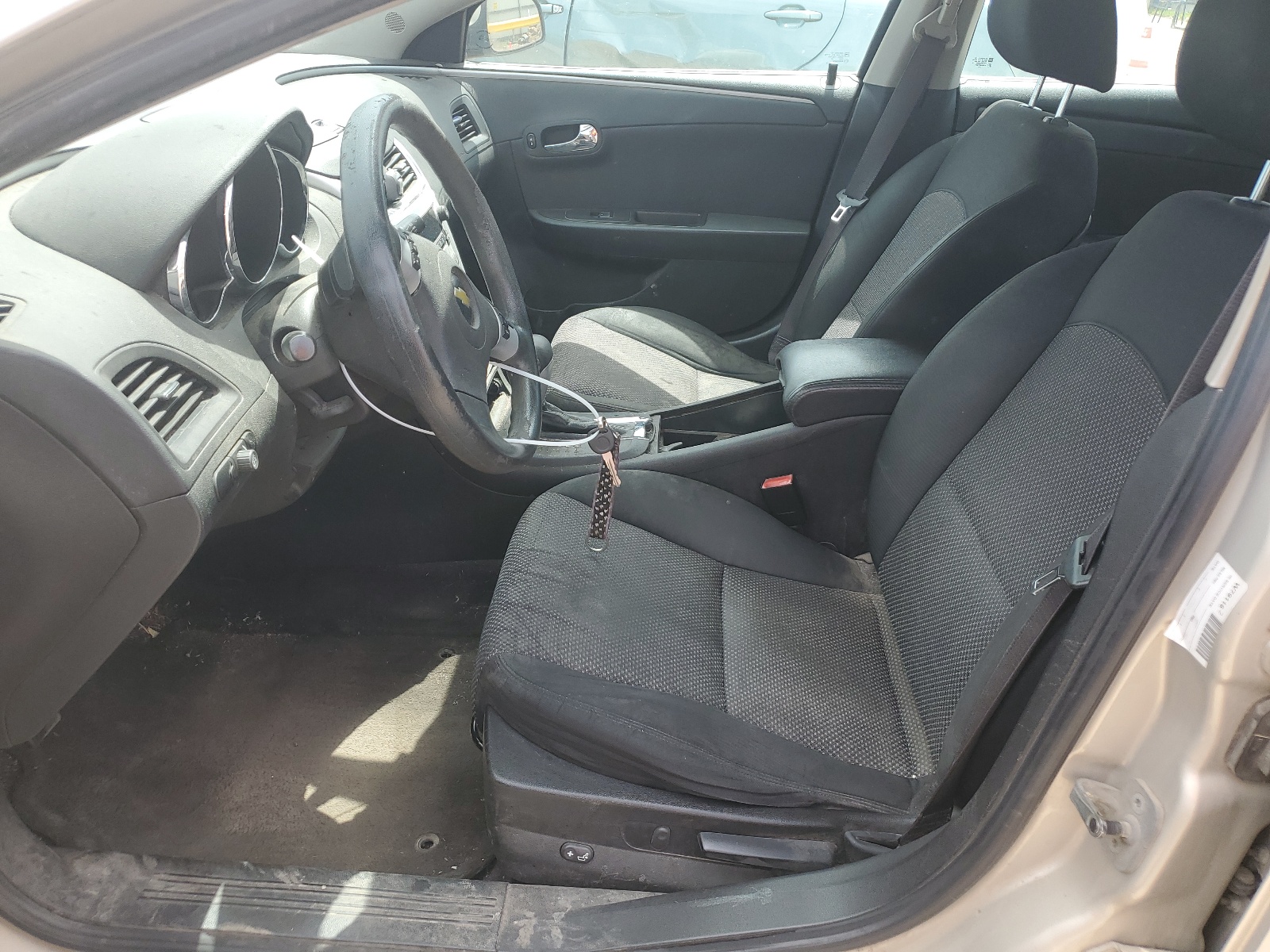 1G1ZC5E04AF322734 2010 Chevrolet Malibu 1Lt