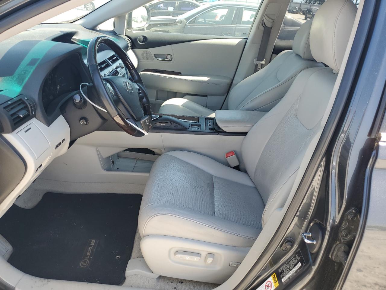 2011 Lexus RX - Image 7