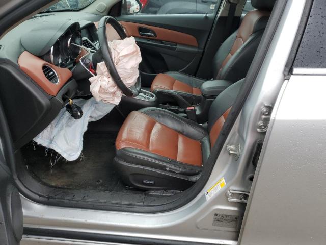 Седаны CHEVROLET CRUZE 2014 Серебристый